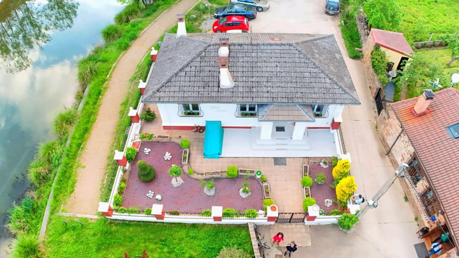 Villa Casa La Riera Salinas De Pisuerga Exterior foto
